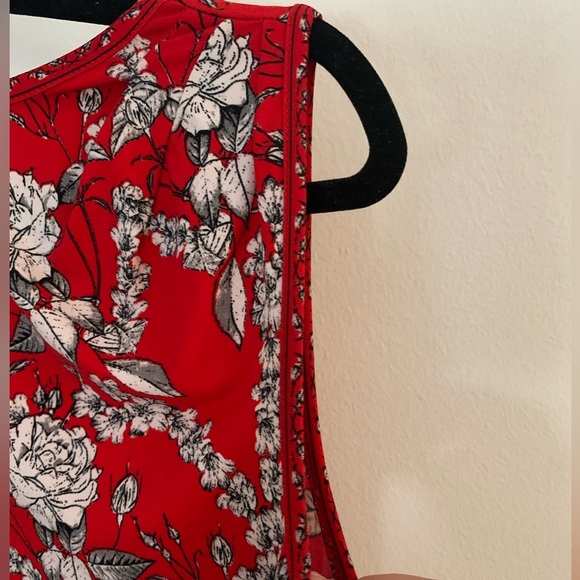 Max Studio Floral Scoop Neck Sleeveless Dress Red Size Small - Picture 5 of 10
